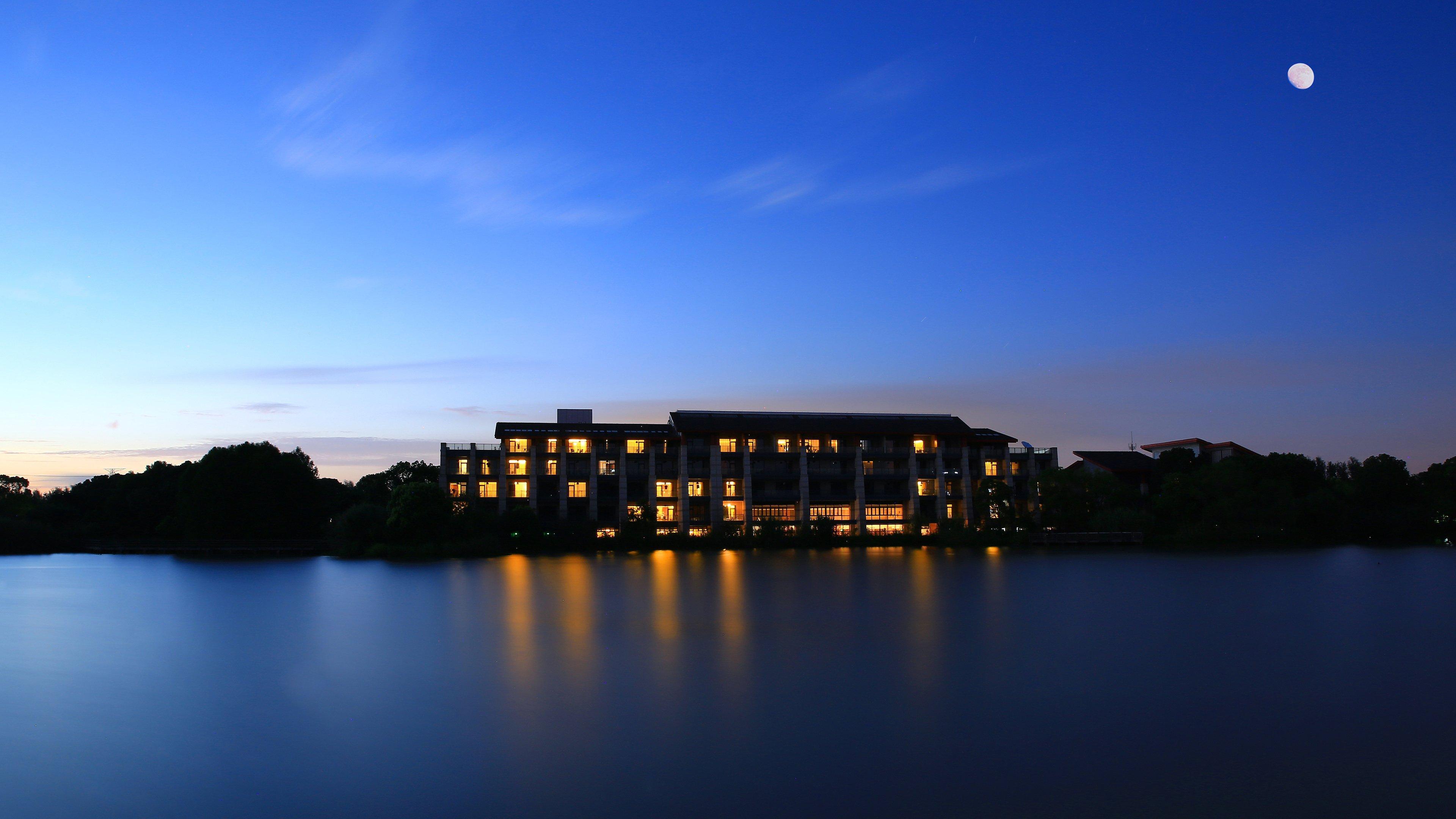 Holiday Inn Kunshan Huaqiao By Ihg Bagian luar foto